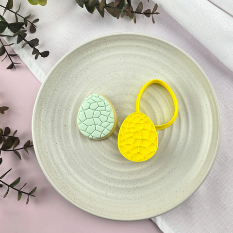 Crinkle Easter Egg 6.5cm cutter & embosser set
